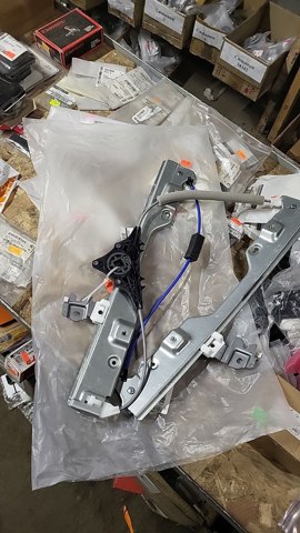 Стеклоподъемник передней правой двери 807201CA0A NISSAN
