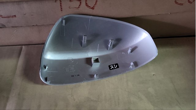 Накладка правого бокового зеркала K63731BA0A NISSAN