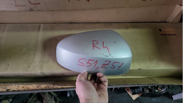 K63731BA0A Накладка (крышка) зеркала заднего вида правая купить Николаев
