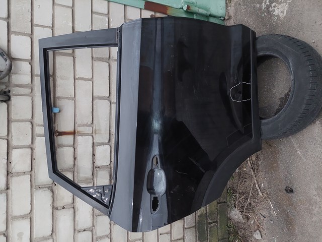 HYUNDAI 77004D7000 Дверь задняя правая в наличии Винница