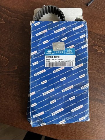 Ремень газораспределительного механизма 0K88R12205 HYUNDAI