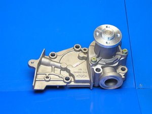Помпа водяная, (насос) охлаждения 3721307010 CHERY