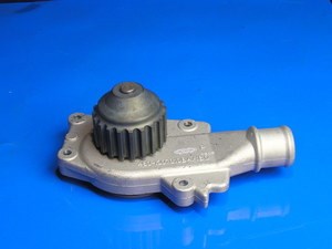 Насос охлаждающей жидкости Чери Амулет 1