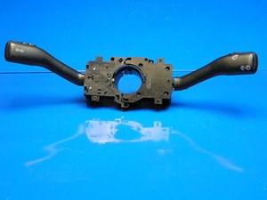 Переключатели подрулевые A153774010BA CHERY
