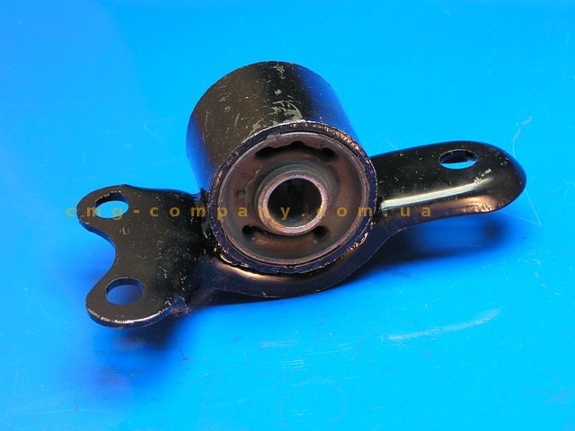 С/блок нижнего рычага B112909120 CHERY