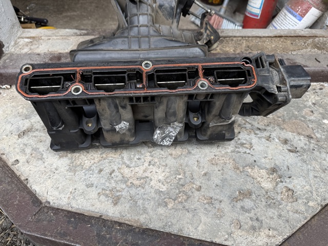 CHRYSLER 04884495AD Впускной коллектор в наличии Полтава
