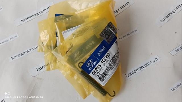 582551G300 HYUNDAI Монтажный комплект задних барабанных колодок купить в Винница