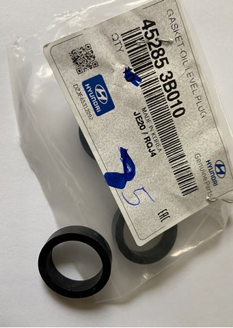 HYUNDAI 452853B010 Прокладка масляного насоса АКПП в наличии Каменское