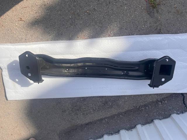 51127400008 BMW Усилитель бампера заднего купить в Черкассы