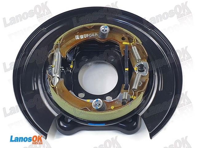 Колодки стояночного тормоза 96463796 GM