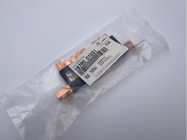 Предохранитель 1879001031 HYUNDAI