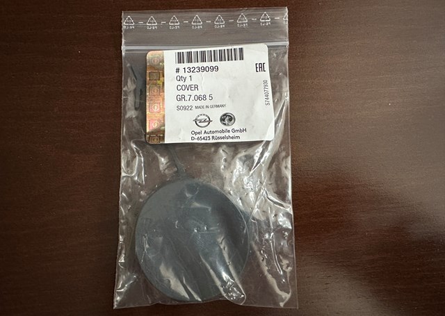 Заглушка бампера буксировочного крюка, задняя 222341 OPEL