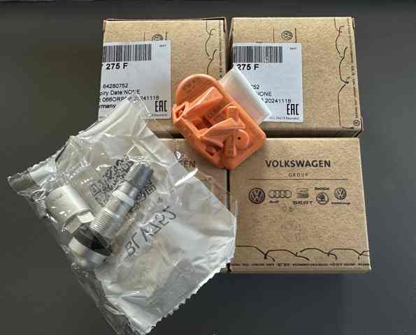 VAG 5Q0998270F Датчик давления воздуха в шинах в наличии Житомир