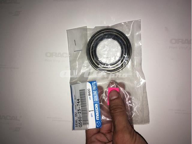 G56025744 MAZDA Сальник подвесного подшипника переднего промежуточного вала купить в Одесса