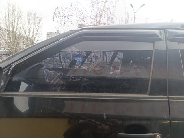 5J0845021F VAG Стекло двери передней левой купить в Ирпень