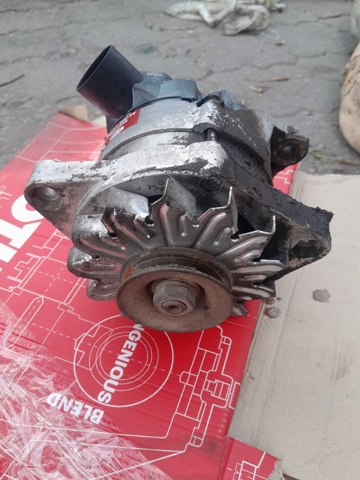 Автомобильный генератор 7580206 FIAT