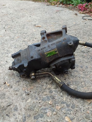 ZF PARTS 8051955126 Рулевой редуктор в наличии Запорожье