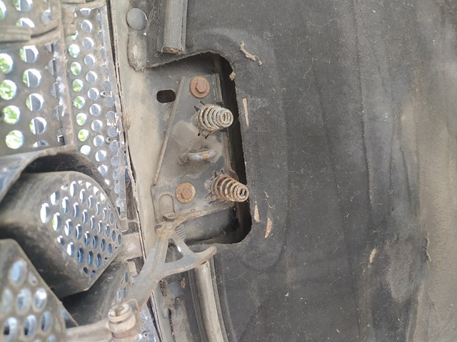 Замок крышки капота A1638800660 MERCEDES