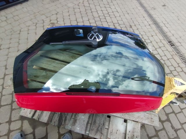 1S6827025G Крышка багажника купить Чернигов