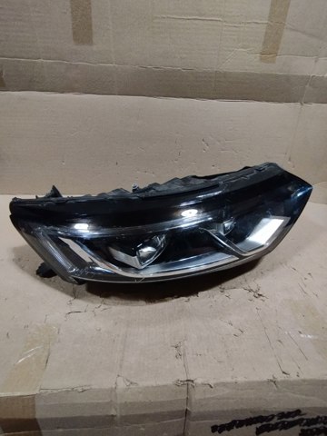 Основная фара - вставка 260109289R RENAULT