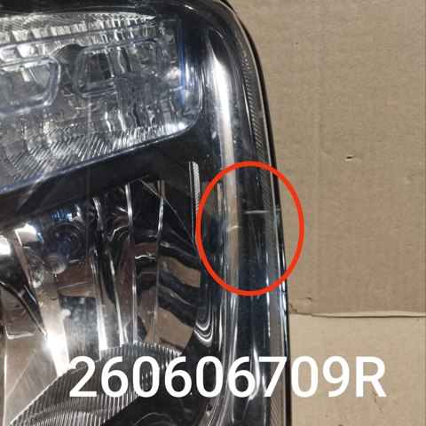 RENAULT 260606709R Фара левая в наличии Черновцы