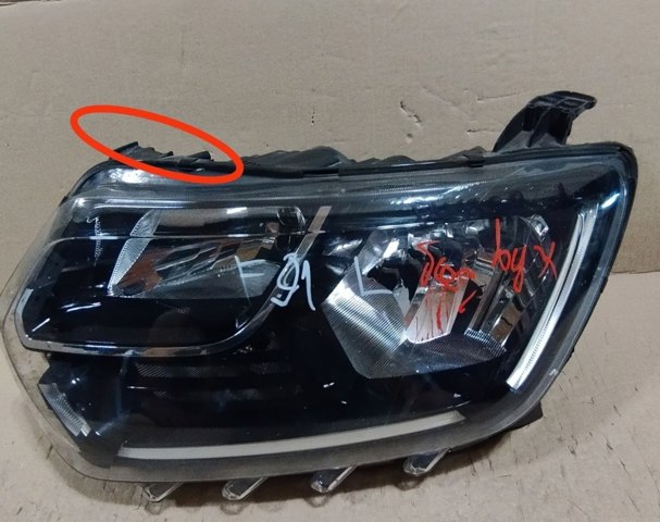 Фара левая 260609367R RENAULT