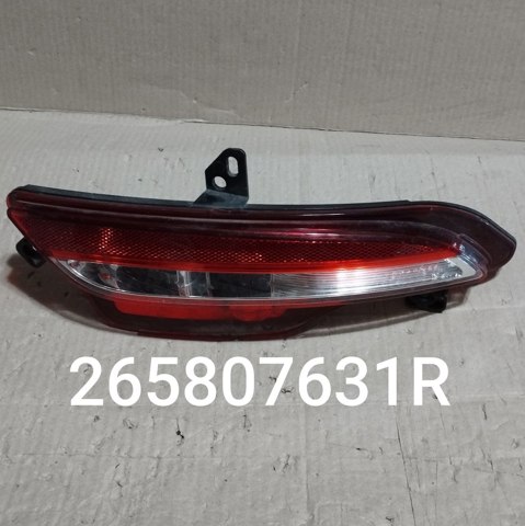 Фара противотуманная задняя, правая 265807631R RENAULT