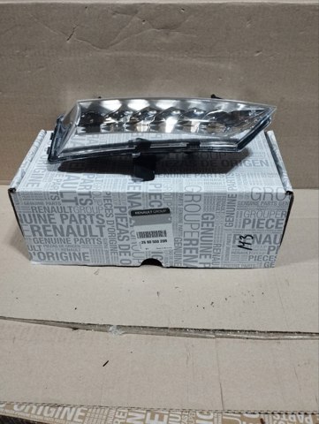 266055020R RENAULT Фара дневного света левая купить в Николаев