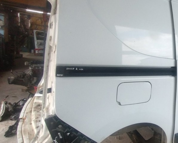 Крыло заднее правое 760309747R RENAULT
