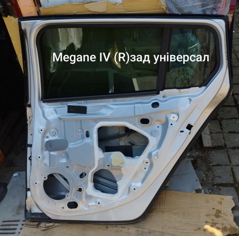 821006310R Дверь задняя правая купить Ровно