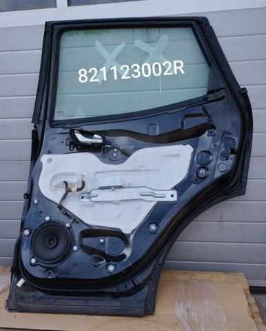 821006554R Дверь задняя правая купить Ужгород