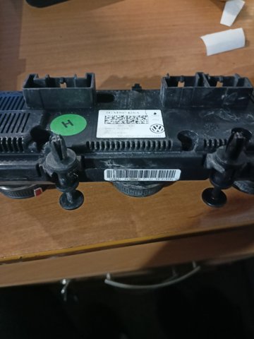 VAG 5GM907426A в наличии Кривой Рог