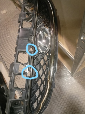 863511R700 HYUNDAI Решетка радиатора купить в Павлоград