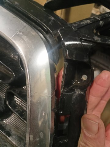 HYUNDAI 86351G4AB0 Решетка радиатора в наличии Ирпень