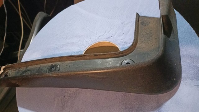 Брызговик задний, левый 868412W500 HYUNDAI