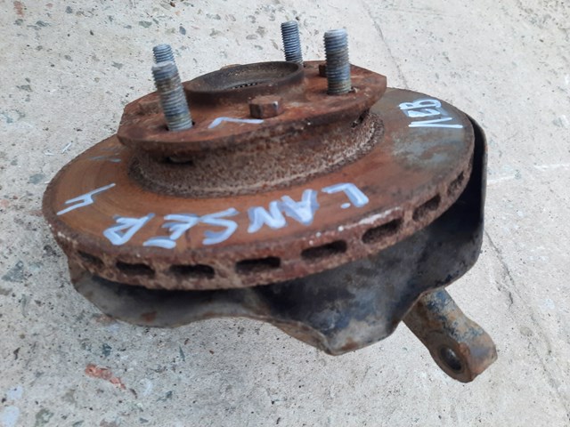 MITSUBISHI MB518706 Цапфа (поворотный кулак) передний левый в наличии Винница