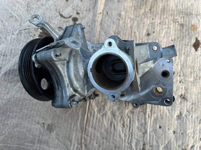 Водяной насос 25205820 GM
