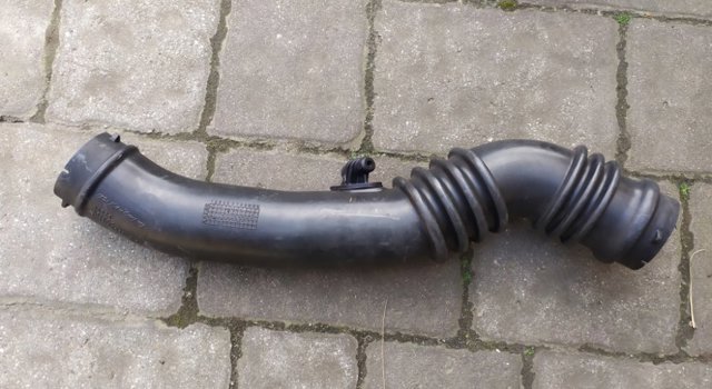 3M516C646XE FORD Шланг (патрубок) интеркуллера купить в Чернигов