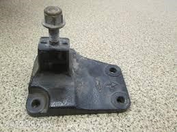 Левая подушка двигателя 4S617M125BB FORD