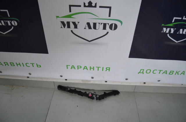 5215542050 Кронштейн бампера заднего правый купить Запорожье
