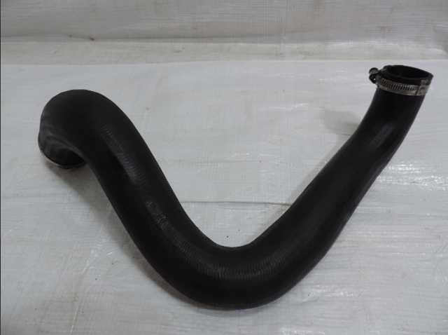 Патрубок интеркуллера DS736F072DG FORD