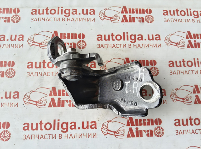 Дверной шарнир задний правый DS7Z5426810B FORD