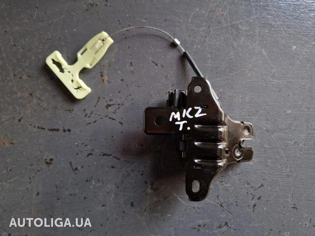 Замок и ручка двери задка DS7Z5443200A FORD