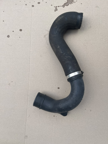Патрубок интеркуллера K2GZ6F073B FORD