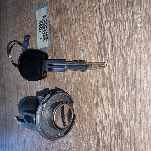 Личинка замка зажигания 96414710 GM