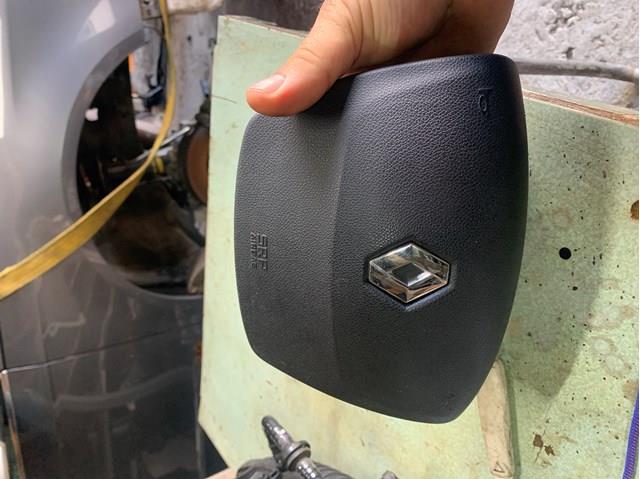 RENAULT 985700006R Подушка безопасности (AIRBAG) водительская в наличии Днепр