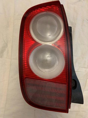 Задний левый стоп B6555AX720 NISSAN