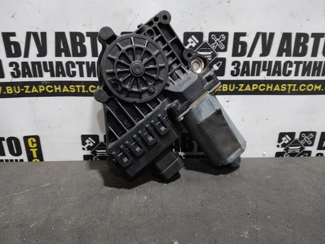 Стеклоподъемник с электродвигателем 0130821454 OPEL