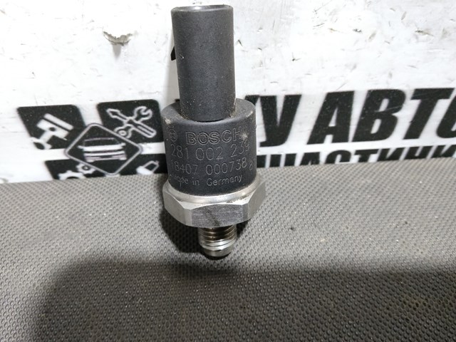BOSCH 0281002239 Датчик давления топлива в наличии Ирпень