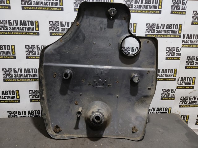 VAG 038103925 Крышка двигателя в наличии Ровно
